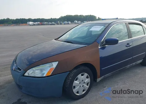 2004 Honda Accord 2.4 Lx из США, поврежденный, VIN 1HGCM56334A163470
